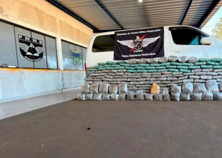 PMR apreende quase duzentos e quarenta quilos de Skank após perseguição na MS -165