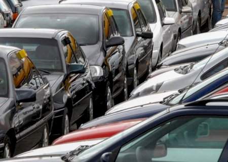 Transferência de veículos passa a ser feita pelo celular; veja como vai funcionar