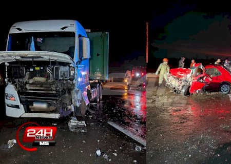 Grave acidente deixa três vítimas fatais após colisão frontal entre carro e carreta na BR-158, em Três Lagoas