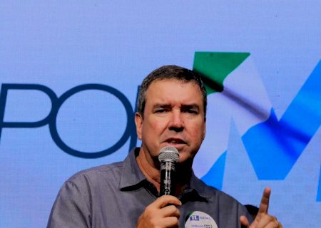 Eduardo Riedel vence e é o 1º governador declarado eleito no Brasil